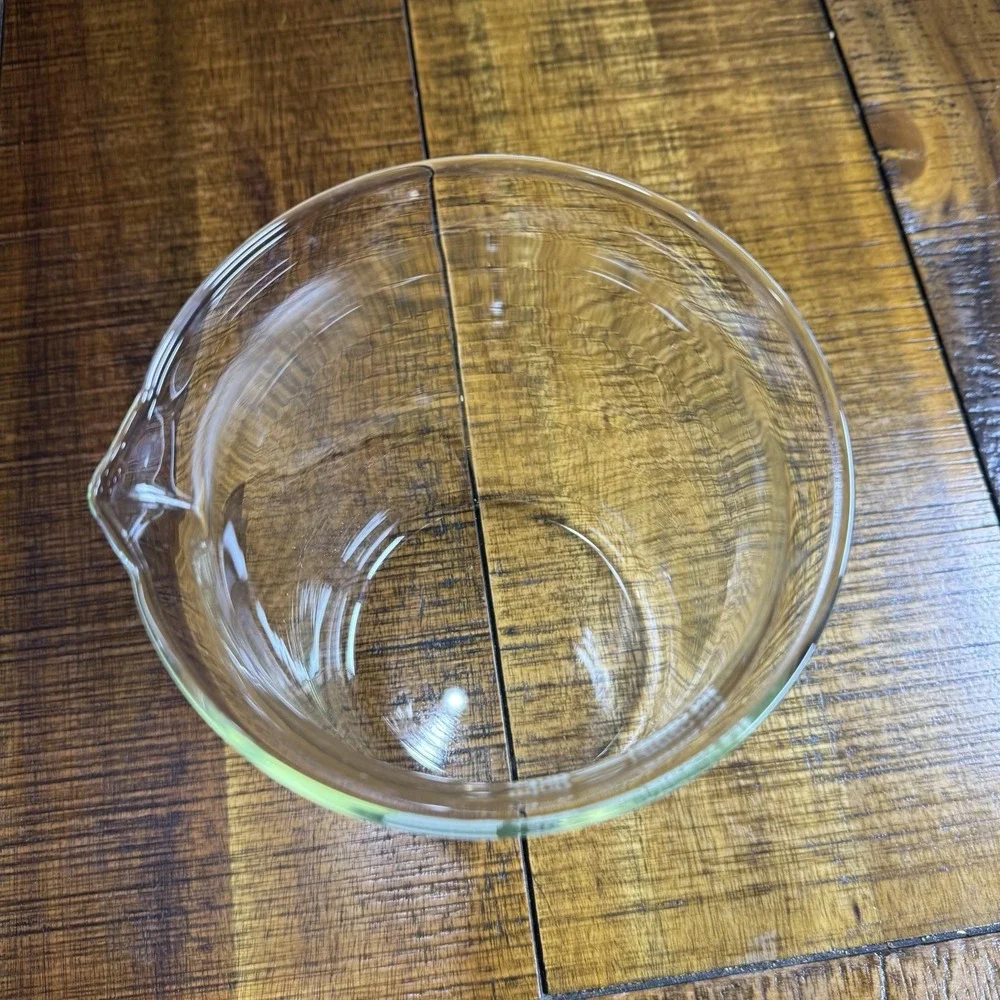 PYREX Glass‎ 2000mL Low Form Dual Scale Graduated Griffin Beaker #1000